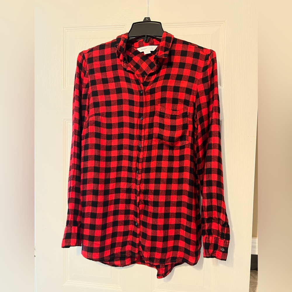 Old navy -the classic shirt- red and black Buffalo plaid button down